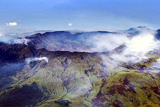 La caldera del Tambora (Wikipedia